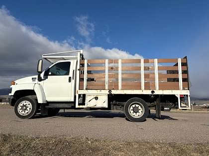 2007 GMC C5500 - Photo 9