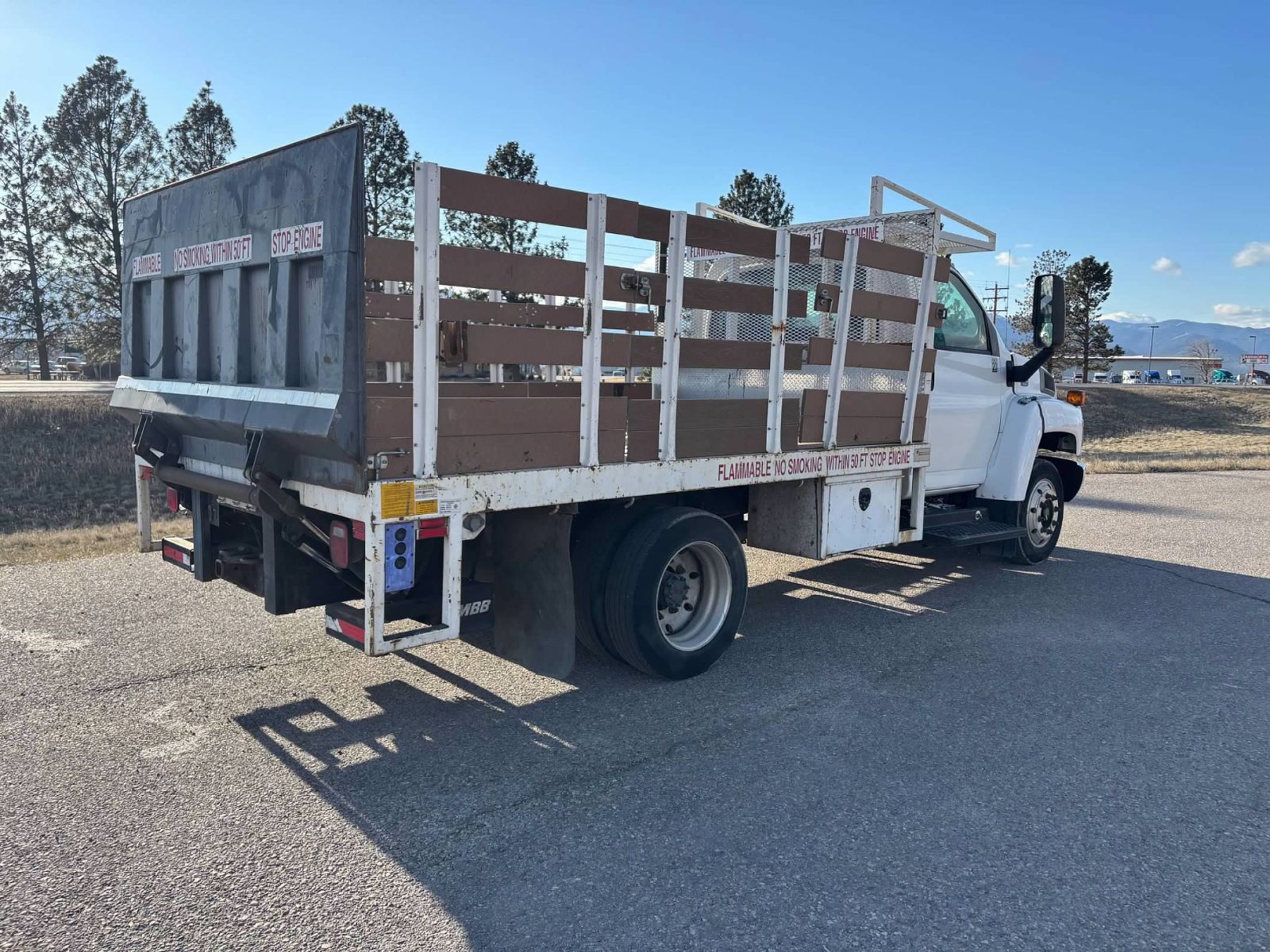2007 GMC C5500 - Photo 12
