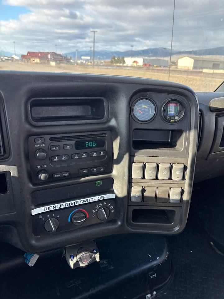 2007 GMC C5500 - Photo 25