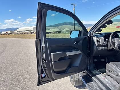 2019 Chevrolet Colorado ZR2 - Photo 17