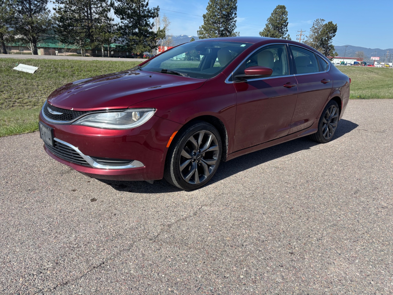 2016 Chrysler 200 Limited's photo