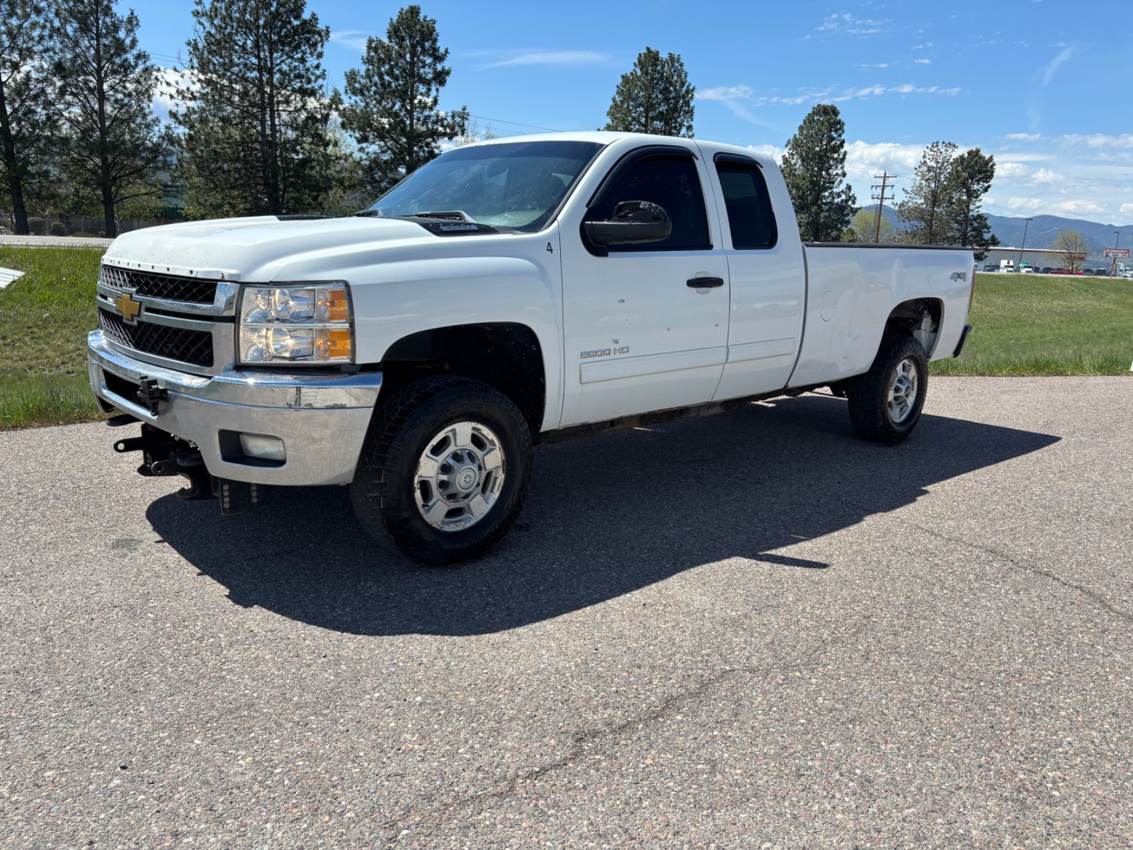 2012 Chevrolet Silverado HD 1LT 4X4 Extended Cab LWB's photo